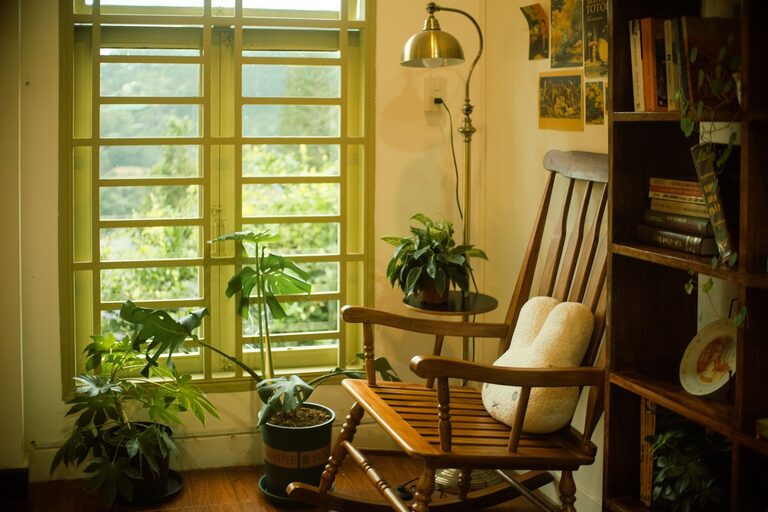 How to Create a Cozy Reading Corner at Home