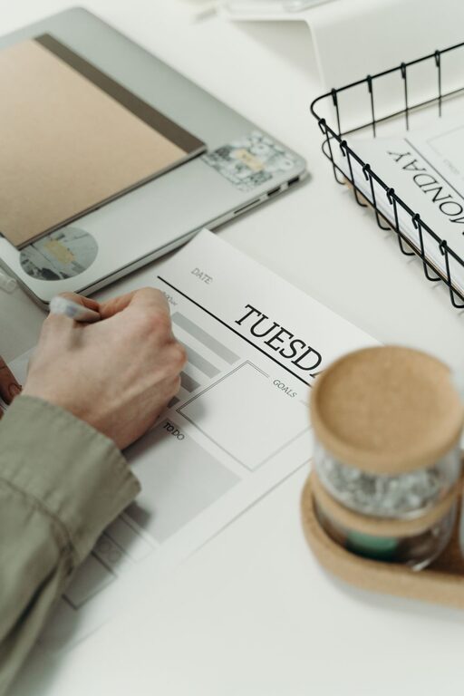 How to Design a Weekly Reset Routine for a Fresh Start