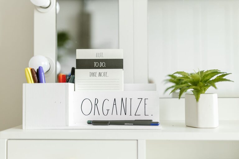 How to Set Up a Family Command Center for Better Organization